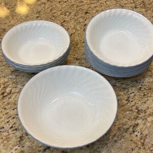 Corelle bowl set.